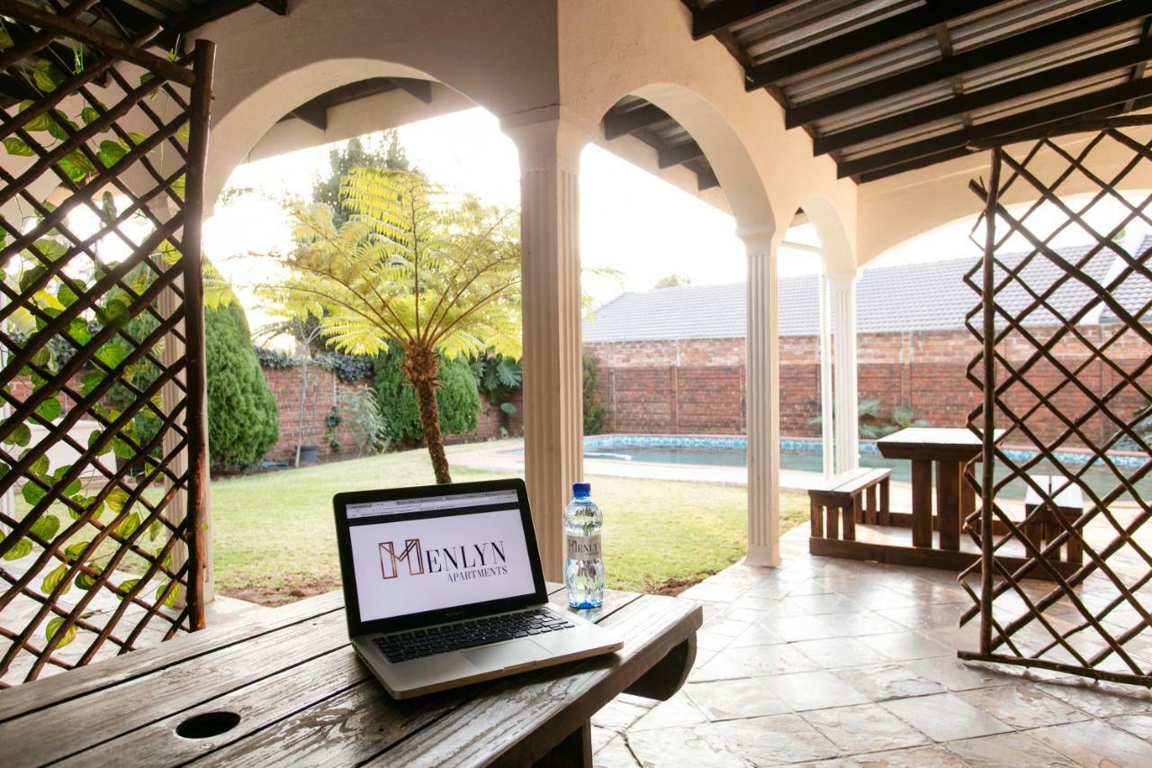 200m2 1 slaapkamer, 2 privé badkamer Huis in Garsfontein Pretoria-Noord Buitenkant foto